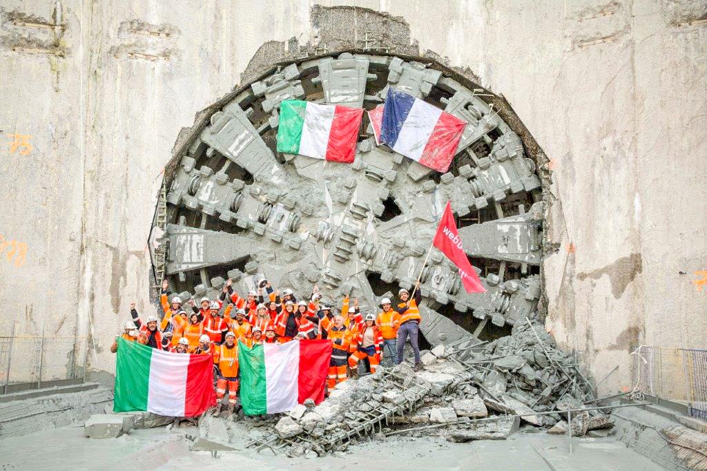 Grand Paris Express - Line 16 - Breakthrough TBM Mireille - Webuild