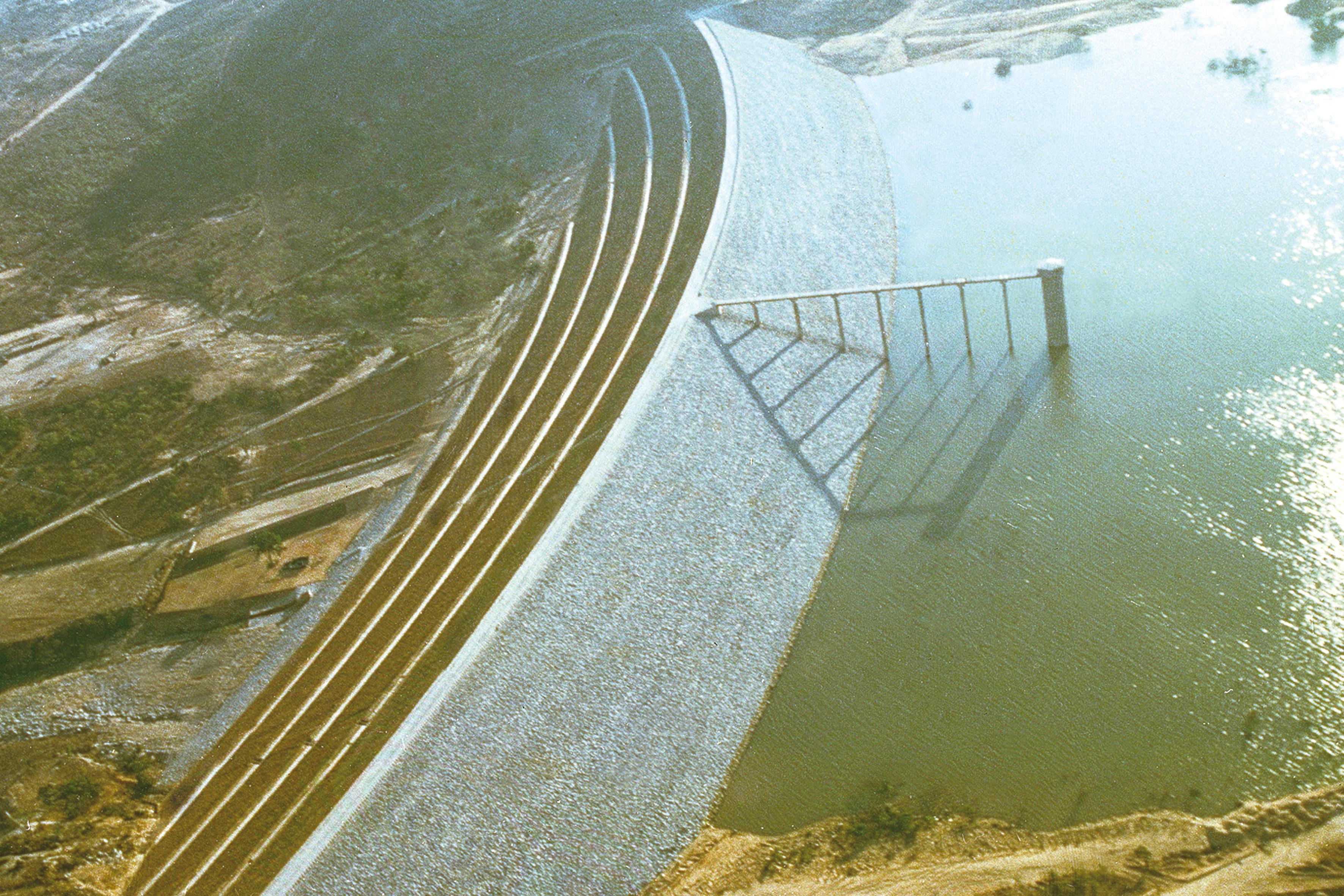 Osborne_dam_Zimbabwe